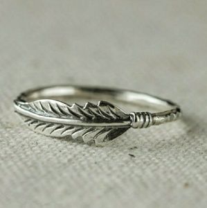 Sterling silver ring Sz6
